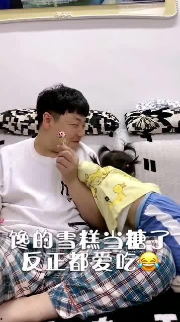 网上最小的网红爸爸,从网络红人到育儿达人的蜕变之路