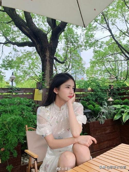 网红的美照,揭秘潮流穿搭秘诀