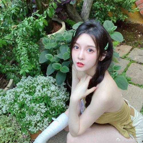 网红的美照,揭秘潮流穿搭秘诀  第2张