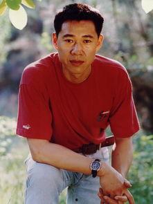 张丰毅介绍资料,从影坛巨匠到时代楷模的璀璨人生  第3张