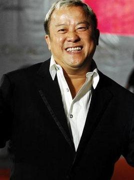 曾志伟年轻照片,风华正茂，英姿飒爽