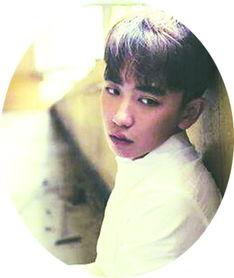 王宇昆照片,光影中的魅力演绎